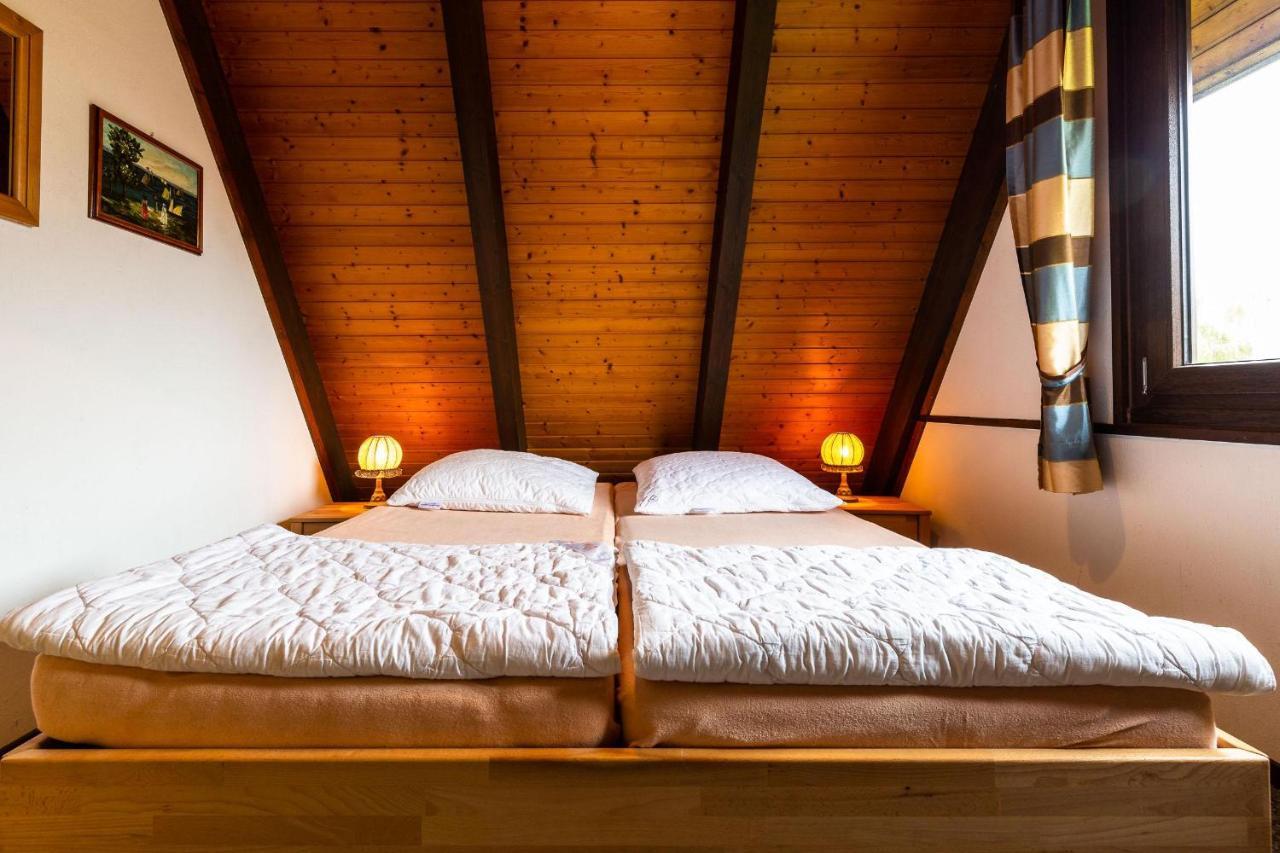 Ferienwohnpark Immenstaad Am Bodensee Nurdachhaus Typ 8 Ndt 099 Ngoại thất bức ảnh