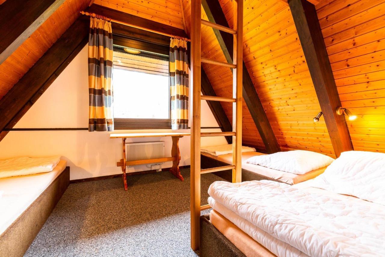 Ferienwohnpark Immenstaad Am Bodensee Nurdachhaus Typ 8 Ndt 099 Ngoại thất bức ảnh